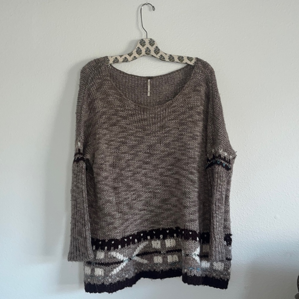 Last chance! Oversized Free People Sweater
